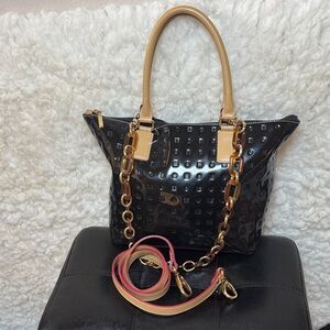 Arcadia Elegant black cross body and tote bag